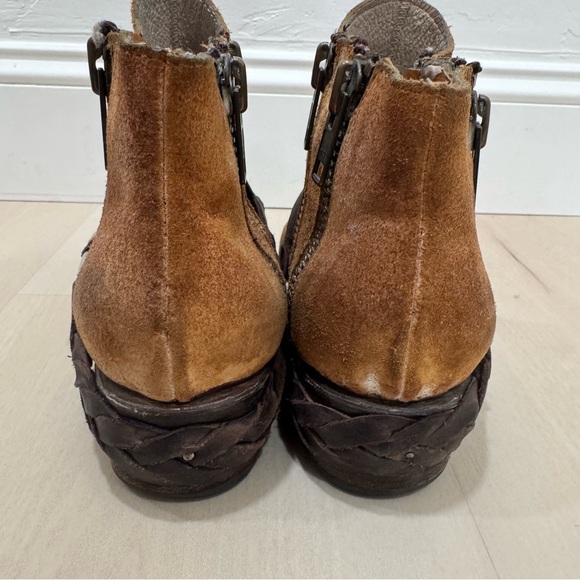 Freebird by Steven Clash Leather Ankle Boot Women's 9 Distressed Bootie Tan - Picture 9 of 15